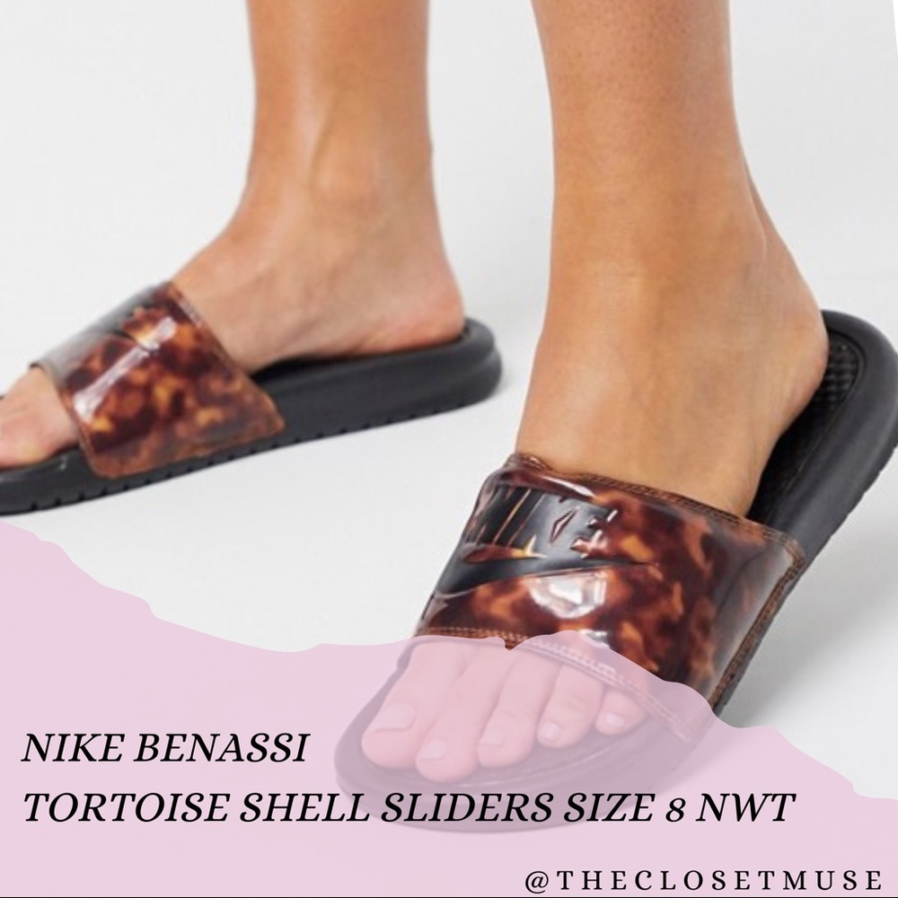 Nike Benassi Tortoise Sliders Size 8 NWT